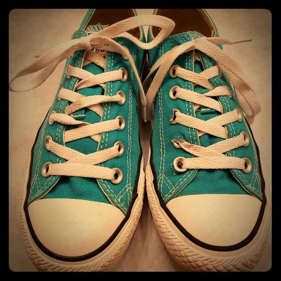 turquoise chucks